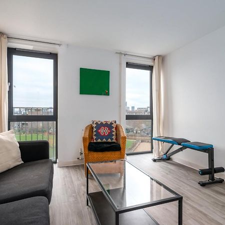 Guestready - 1 Bed Apt With City Views, Vauxhall Apartment London Bagian luar foto