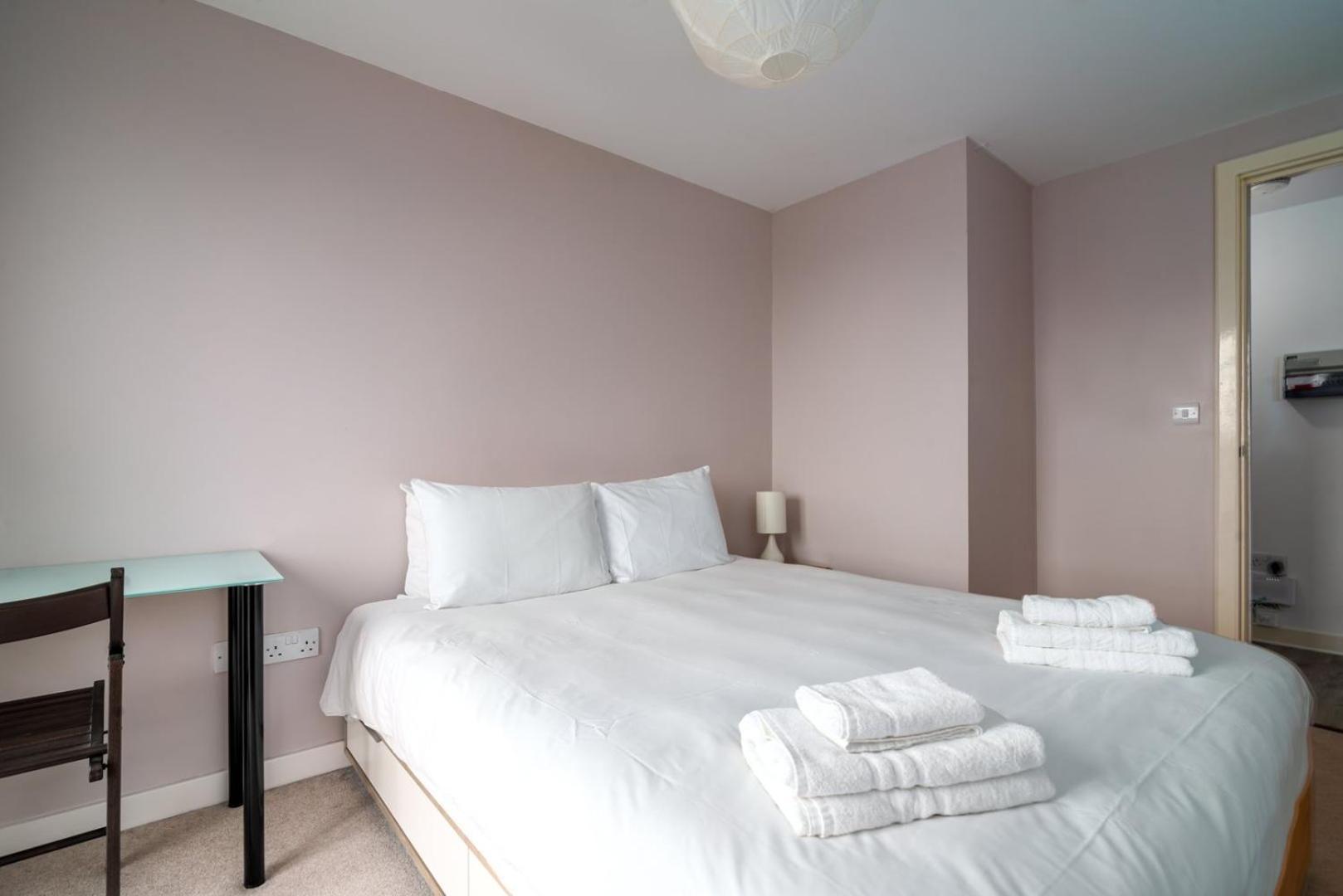 Guestready - 1 Bed Apt With City Views, Vauxhall Apartment London Bagian luar foto