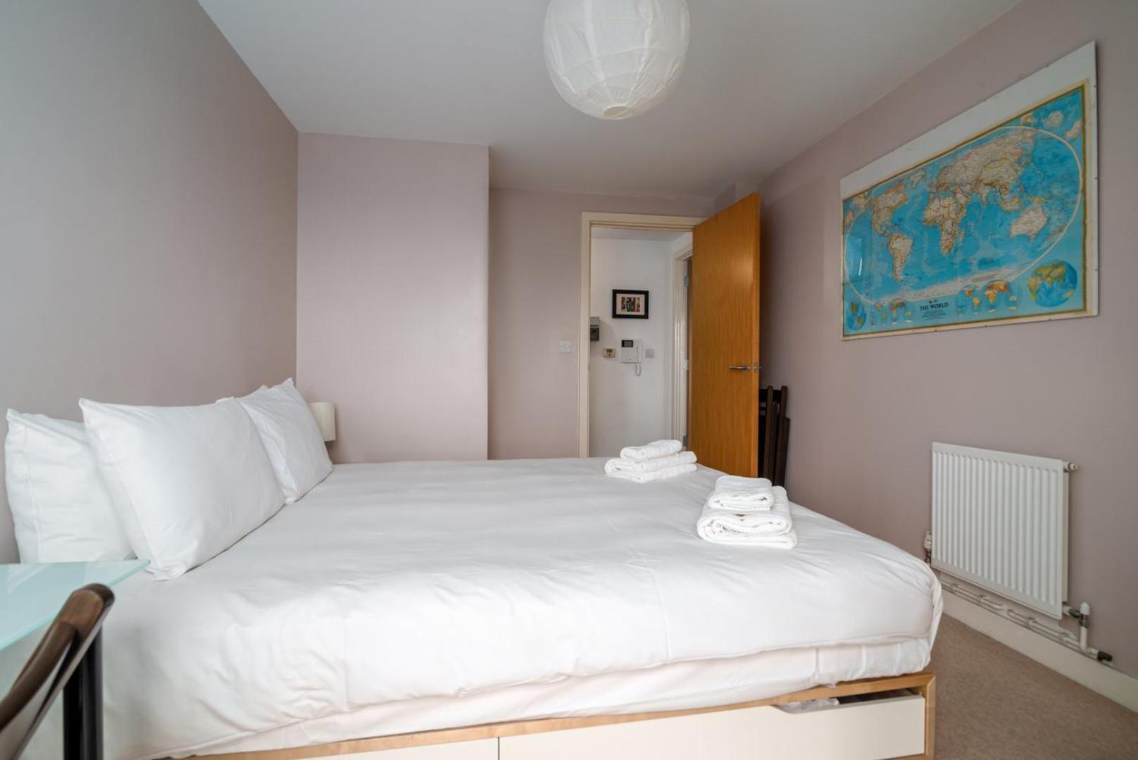 Guestready - 1 Bed Apt With City Views, Vauxhall Apartment London Bagian luar foto