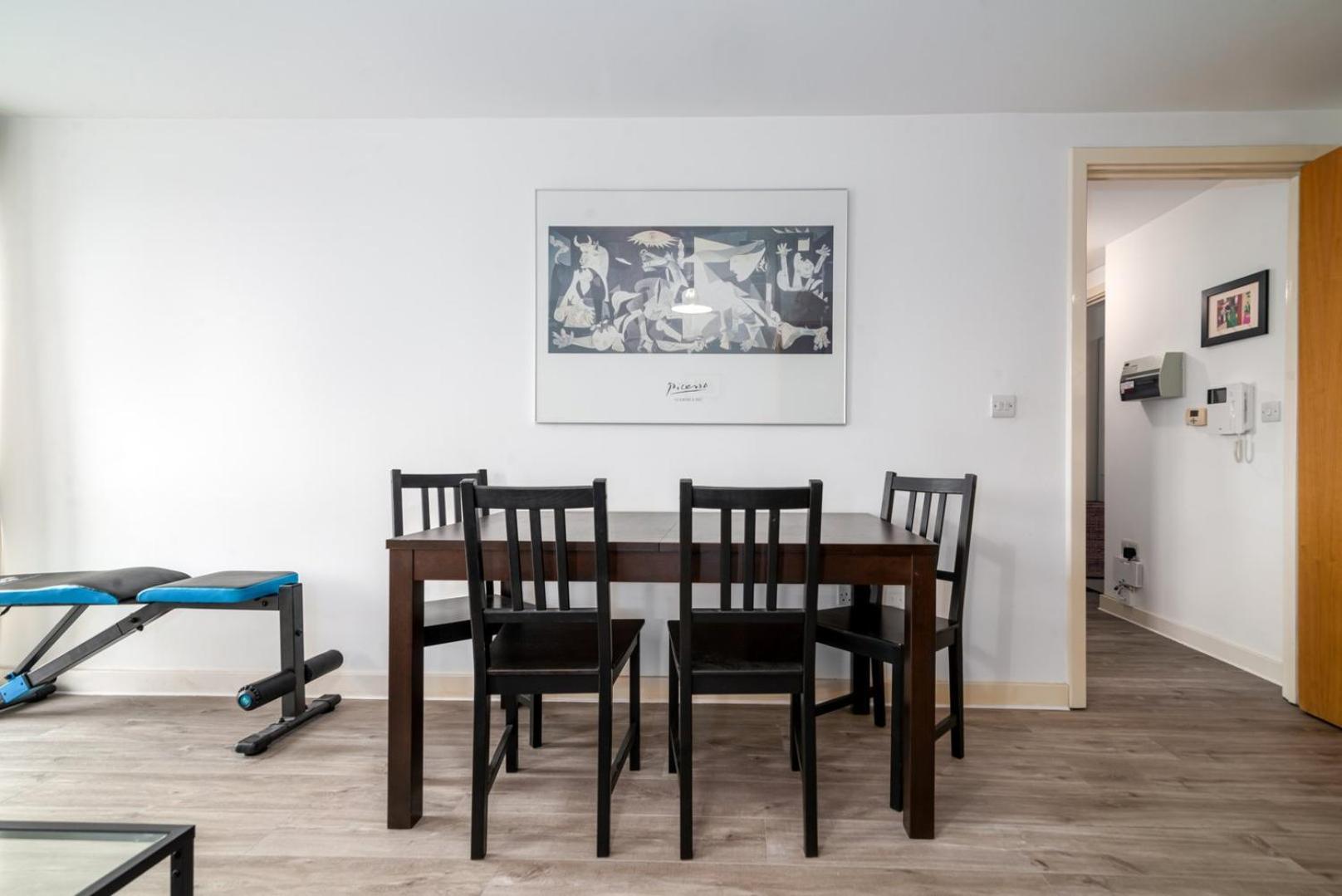 Guestready - 1 Bed Apt With City Views, Vauxhall Apartment London Bagian luar foto